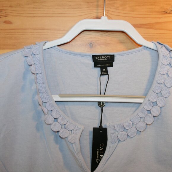 NWTS Blue cotton Talbots cuttout Trim TShirt Size Medium - Picture 2 of 3